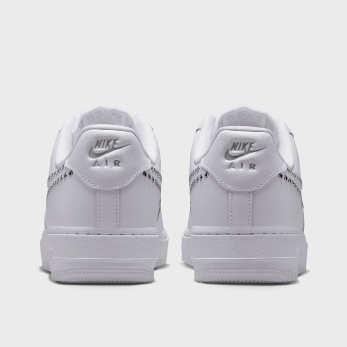 Nike   Wmns Air Force 1 '07 Lv8 "Rivet Swoosh" weiß 102001 5