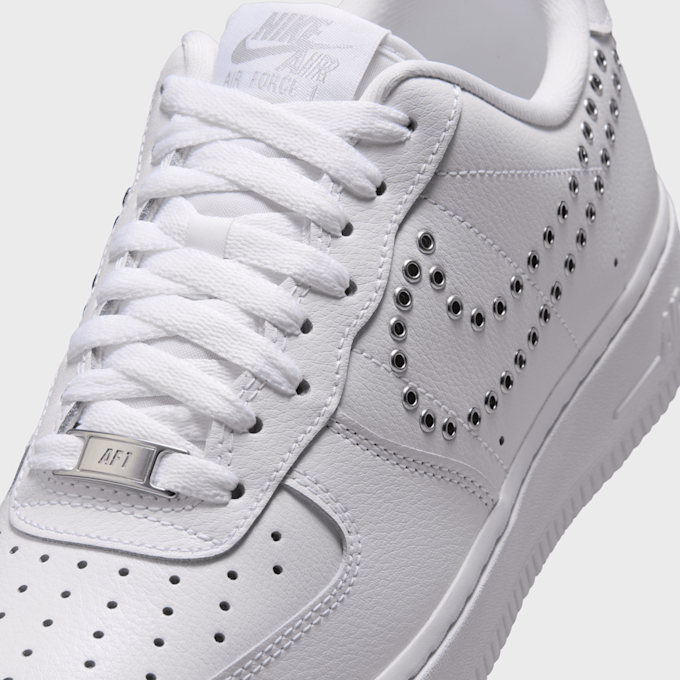 Nike   Wmns Air Force 1 '07 Lv8 "Rivet Swoosh" weiß 102001 7
