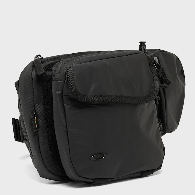Oakley Latitude Flex Belt Bag black 102408 2