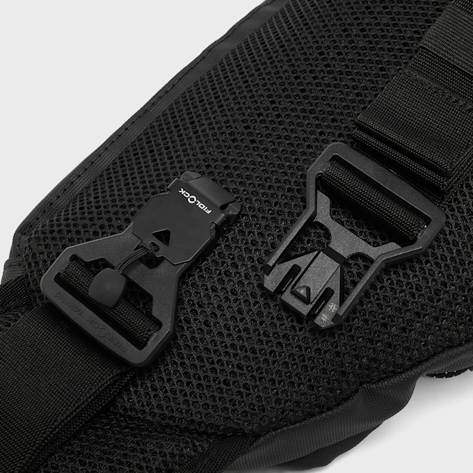 Oakley Latitude Flex Belt Bag black 102408 6