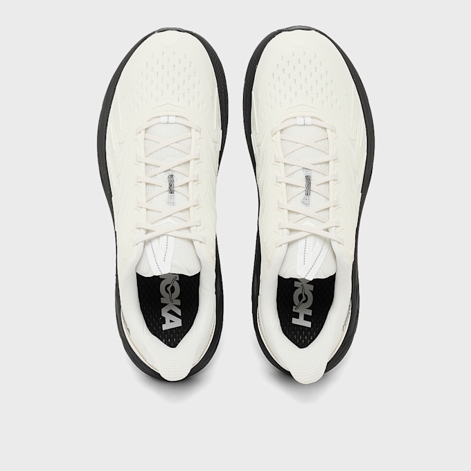 HOKA Clifton UTL wit 102430 4
