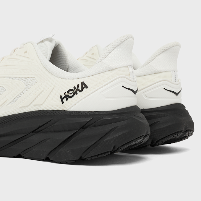 HOKA Clifton UTL blanc 102430 5