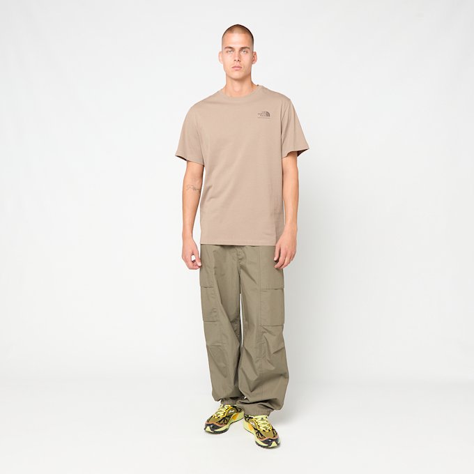 The North Face&nbsp; Outdoor Graphic Relaxed Short-Sleeve T-Shirt beige 103267 2