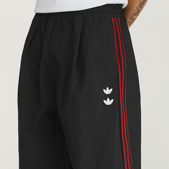 adidas Originals x Willy Chavarria Woven Track Pant rouge 103850 6