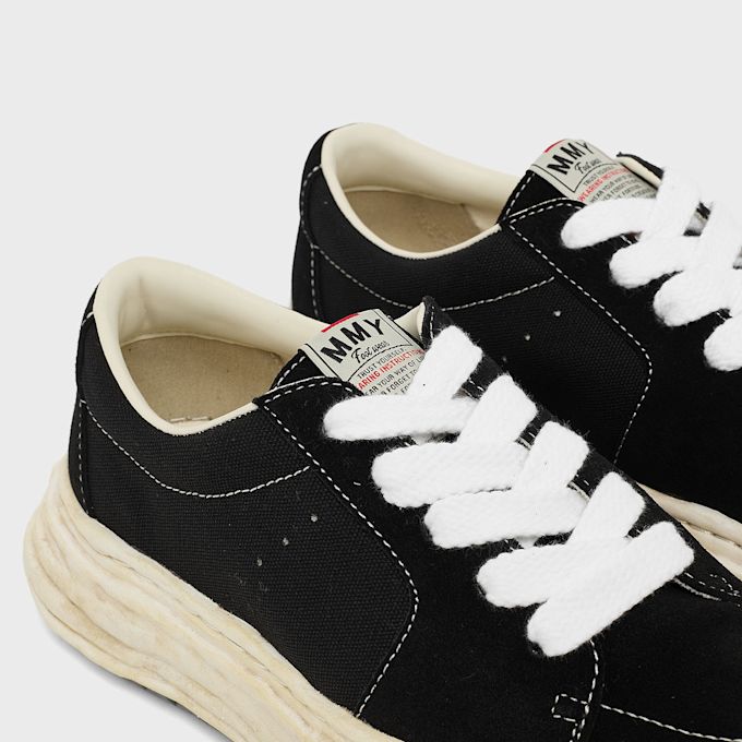 Maison Mihara Yasuhiro Eric Overdyed Canvas Low Top Sneakers noir 104123 6