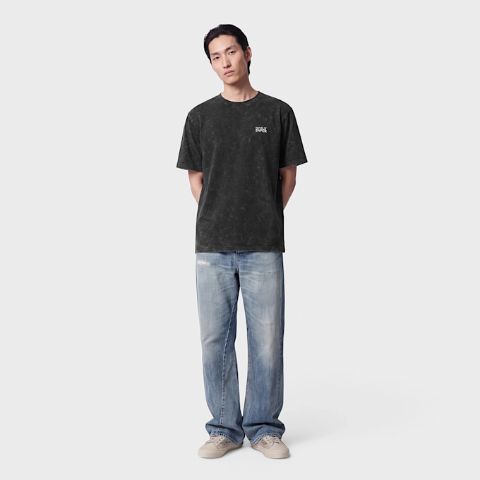 Daily Paper Textured Metallic Shield T-Shirt zwart 104458 2