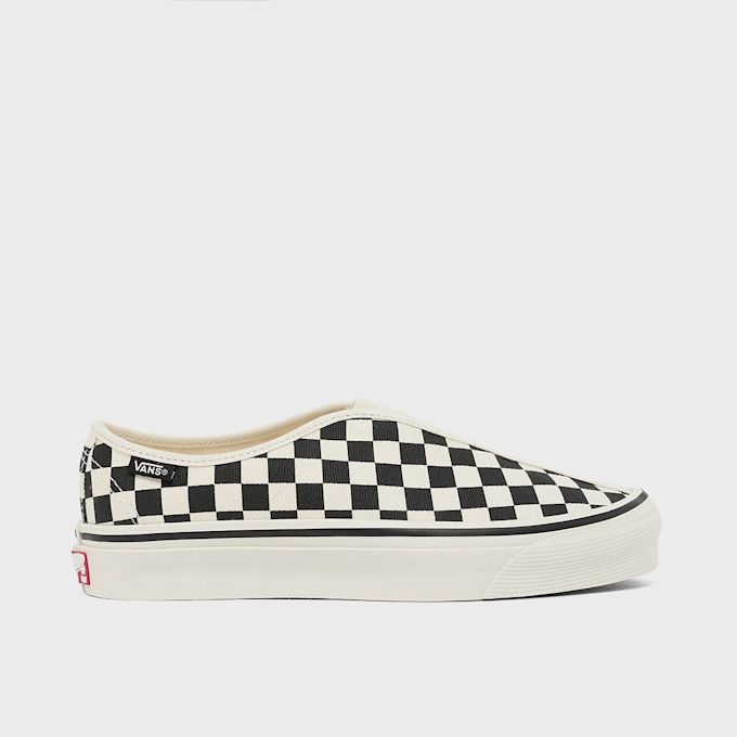 Vans Wmns OTW&nbsp;Slip-On Shadow Vibram black 104618 2