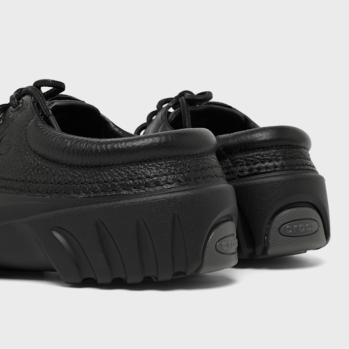 Crocs Axle Low zwart 106221 5