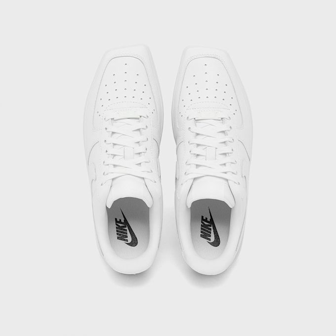 Nike Wmns Air Force 1 SQT Square Toe blanc 140051 4