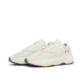 adidas Originals Wmns Yeezy Boost 700 "Analog" beige