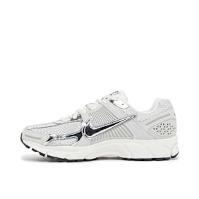 Nike Wmns Zoom Vomero 5 "Metallic Silver" grijs