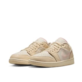 Jordan Wmns Air Jordan 1 Low "Linen" beige