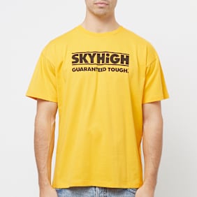 Sky High Farm Construction Graphic Logo T-Shirt geel