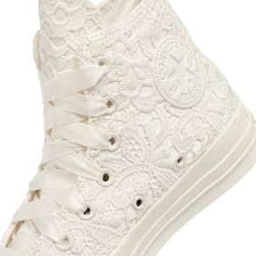 Converse Wmns Chuck 70 Crocheted Satin wit