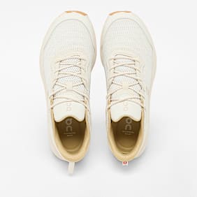 On Cloudzone Moon beige