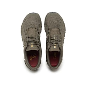 On Wmns Cloud 6 "Year Of The Horse" green