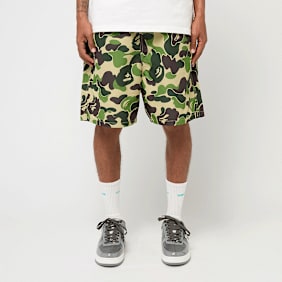 A Bathing Ape ABC Camo One Point Relaxed Fit Water Shorts grün