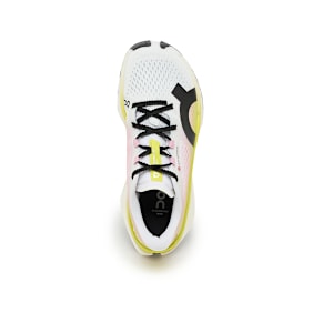 On Wmns Cloudboom Max white