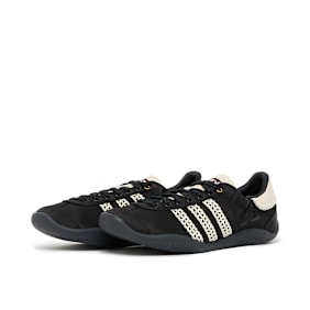 adidas Originals x Wales Bonner Wmns Karintha Low Satin schwarz