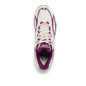 Brooks Adrenaline GTS 4 beige