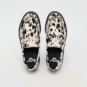 Dr. Martens Penton Loafer beige