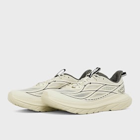 Hoka M Mach Remastered beige