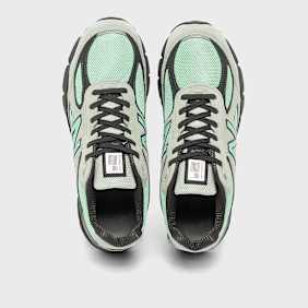 New Balance 990v4 Made in USA (U990GE4) Grün