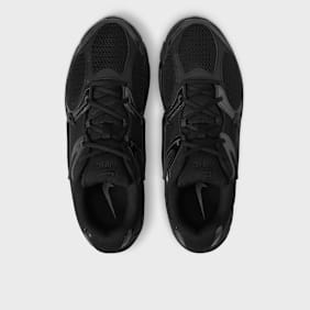 Nike   V5 RNR (Runner) schwarz