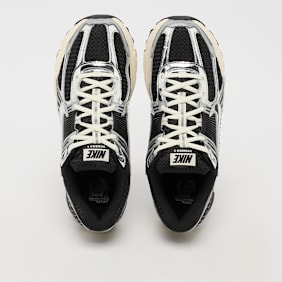 Nike   Zoom Vomero 5 black