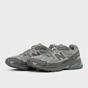 Comme des Garcons Homme x New Balance grijs