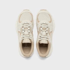On Wmns Cloudtilt Arc beige