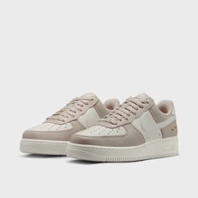 Nike   Wmns Air Force 1 '07 beige