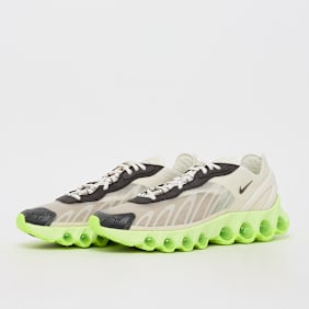 Nike Air Max Dn8 QS beige