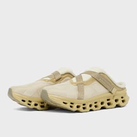 On x FKA Twigs Cloudmonster 3 Mule beige