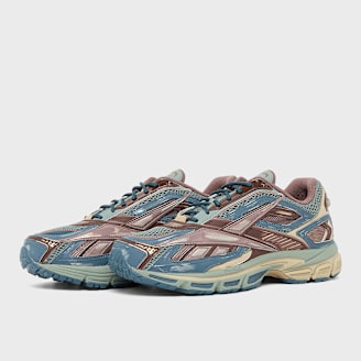 Reebok  solebox  Shop Now!