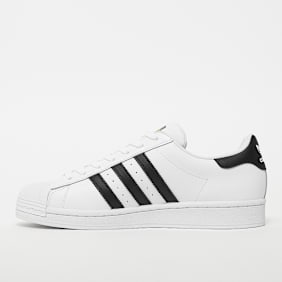 adidas Originals Superstar white