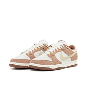 Nike Wmns Dunk Low Retro Premium "Medium Curry" beige