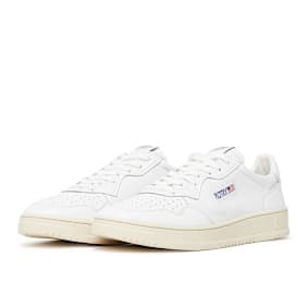 Autry 01 Low LL15 white