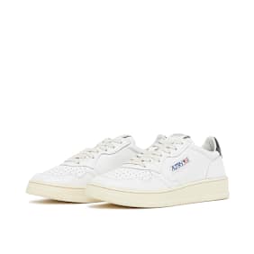 Autry Wmns 01 Low WLL22 blanc
