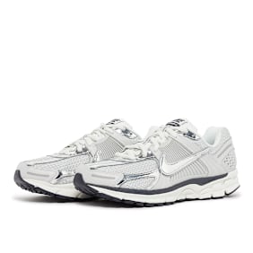 Nike Zoom Vomero 5 "Metallic Silver" grijs
