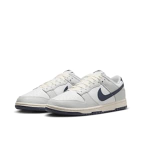 Nike Wmns Dunk Low "Next Nature" grau