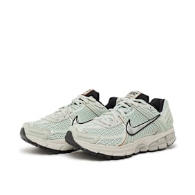 Nike Wmns Zoom Vomero 5 "Light Silver Chrome" green