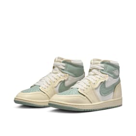 Jordan Wmns Air Jordan 1 High MM "Jade Smoke" beige