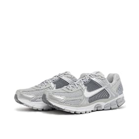 Nike Wmns Zoom Vomero 5 grey