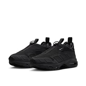 Nike Wmns Air Max SNDR Gore-Tex "Black and Dark Smoke Grey" zwart