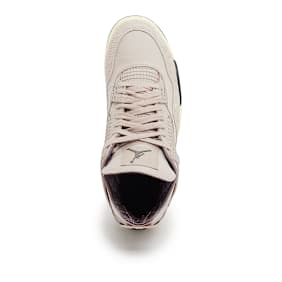 Jordan x A Ma Maniére Air Jordan 4 "Fossil Stone" rose