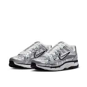Nike Wmns P-6000 grau