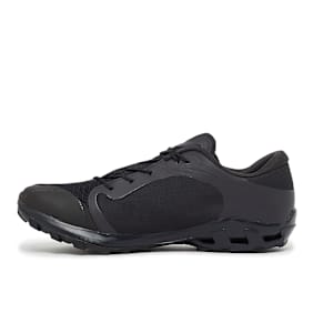 On x PAF Cloudventure Peak black