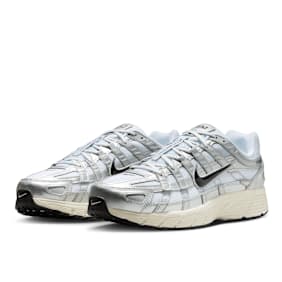 Nike P-6000 zilver