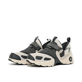 Jordan Wmns Jordan Trunner Lx black/black-black beige